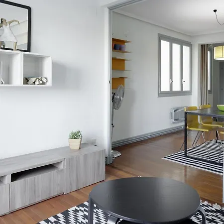 Marrubi - Basque Apartment *