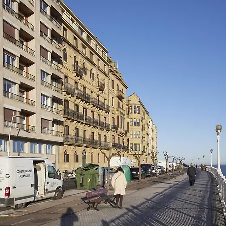 Marrubi - Basque Apartmán *